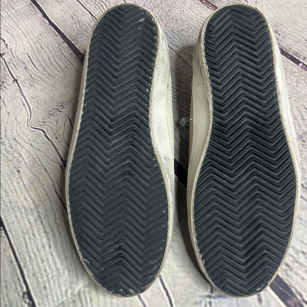 Golden Goose Superstar Sneakers - Picture 5 of 8